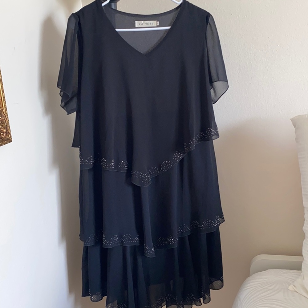 Black special occasion dress Size Large